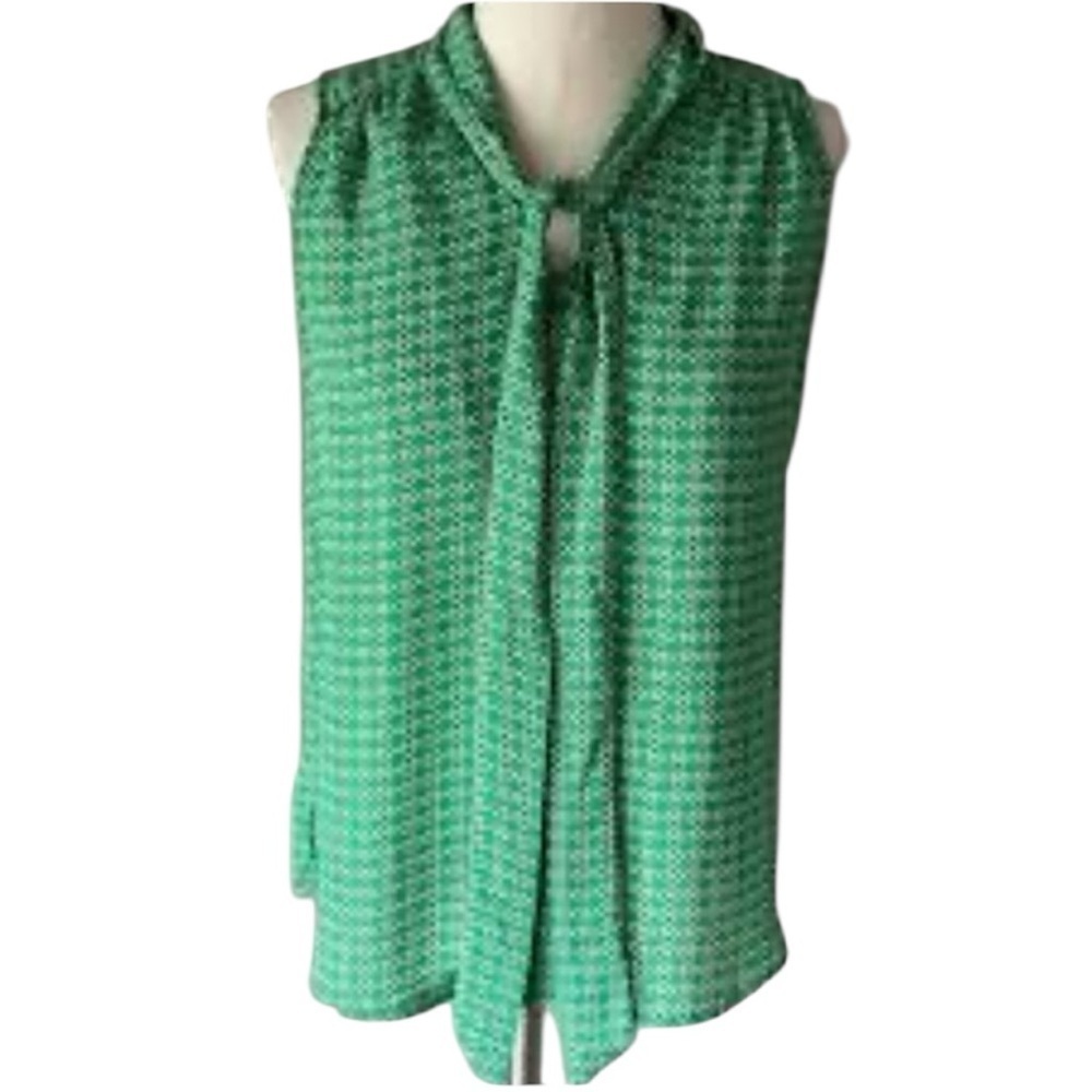 ❤️ JONES & CO tie button up Green Blouse Size M